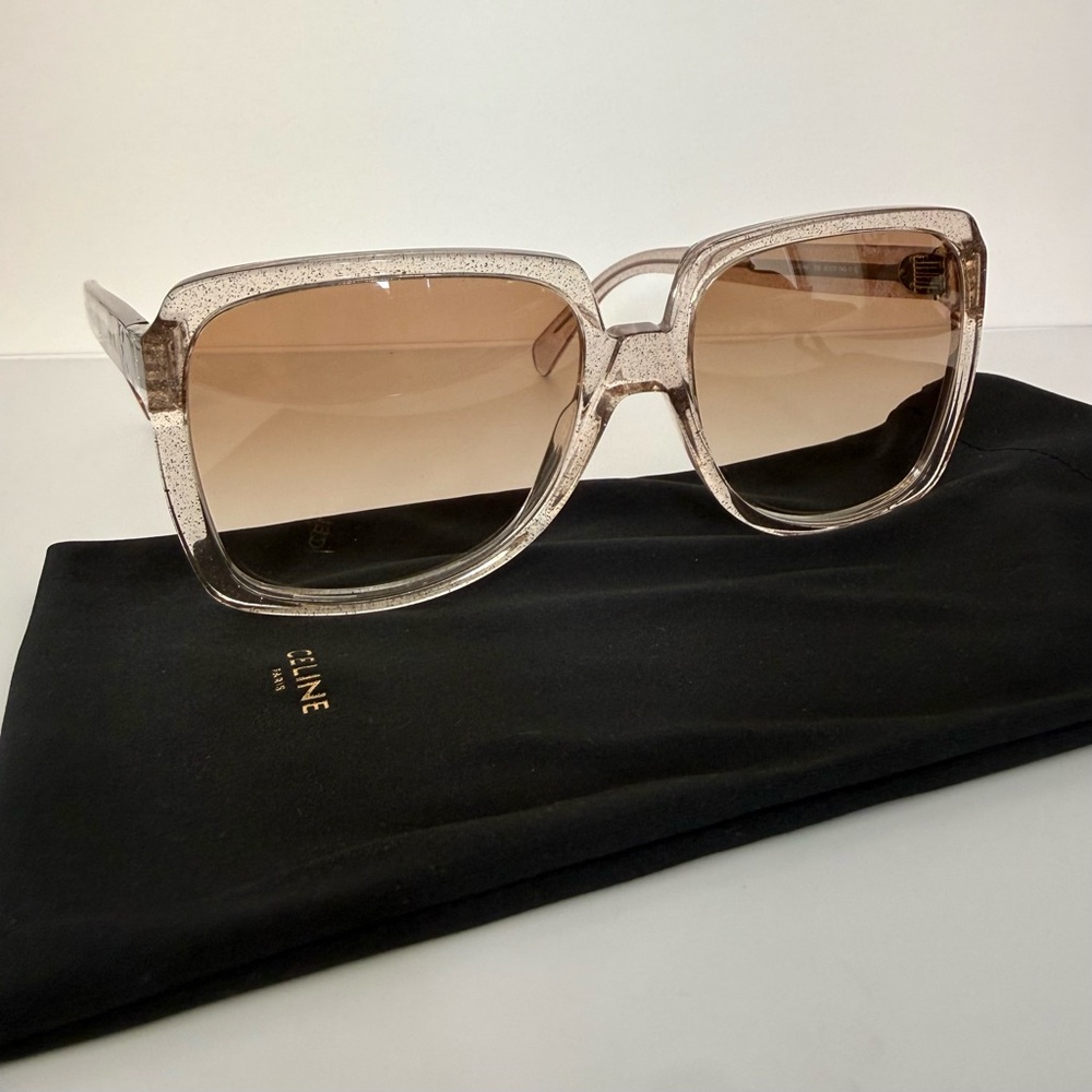 NEW!!! Celine oversized sunglasses CL40146I 73F Authentic Retail 460$
